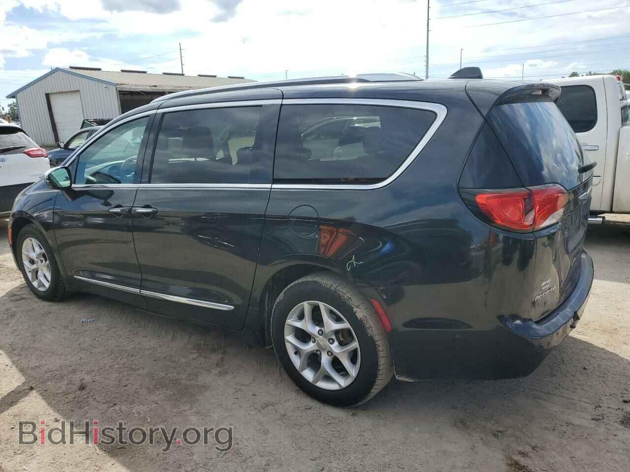 2017 CHRYSLER PACIFICA - VIN: 2C4RC1GG3HR506530 - Photo 2