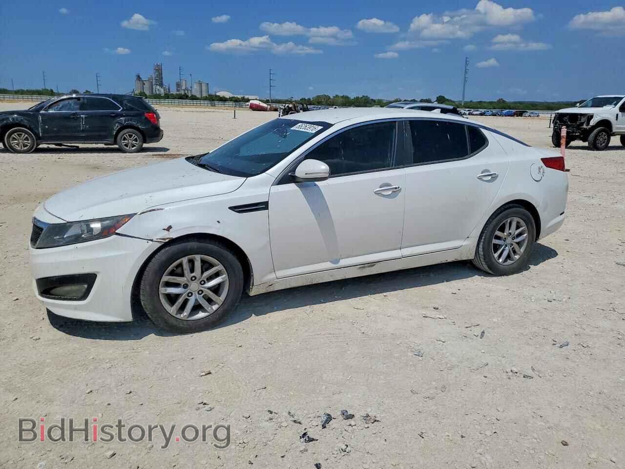 Photo KNAGN4A70B5142645 - KIA OPTIMA 2011