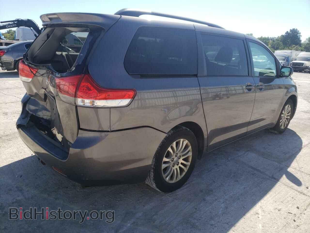 2011 TOYOTA All Models - VIN: 5TDYK3DC3BS172543 - Фото 3