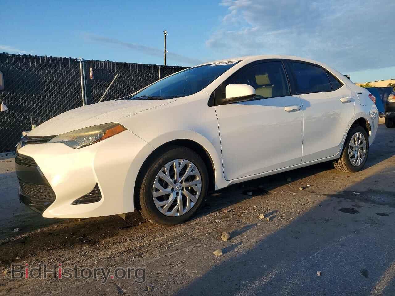 Фотография 5YFBURHE8HP737157 - TOYOTA COROLLA 2017
