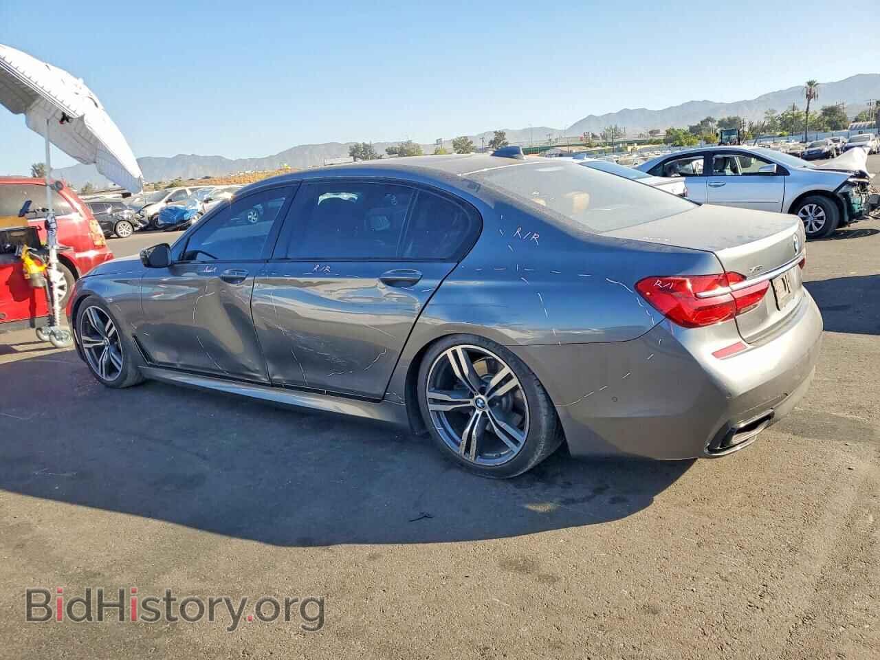 2016 BMW 7 SERIES - VIN: WBA7F2C56GG419212 - Фото 2