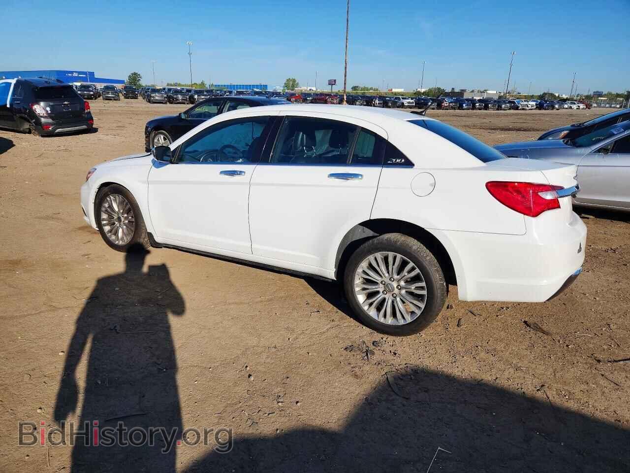 2012 CHRYSLER 200 - VIN: 1C3CCBCG0CN327079 - Photo 2