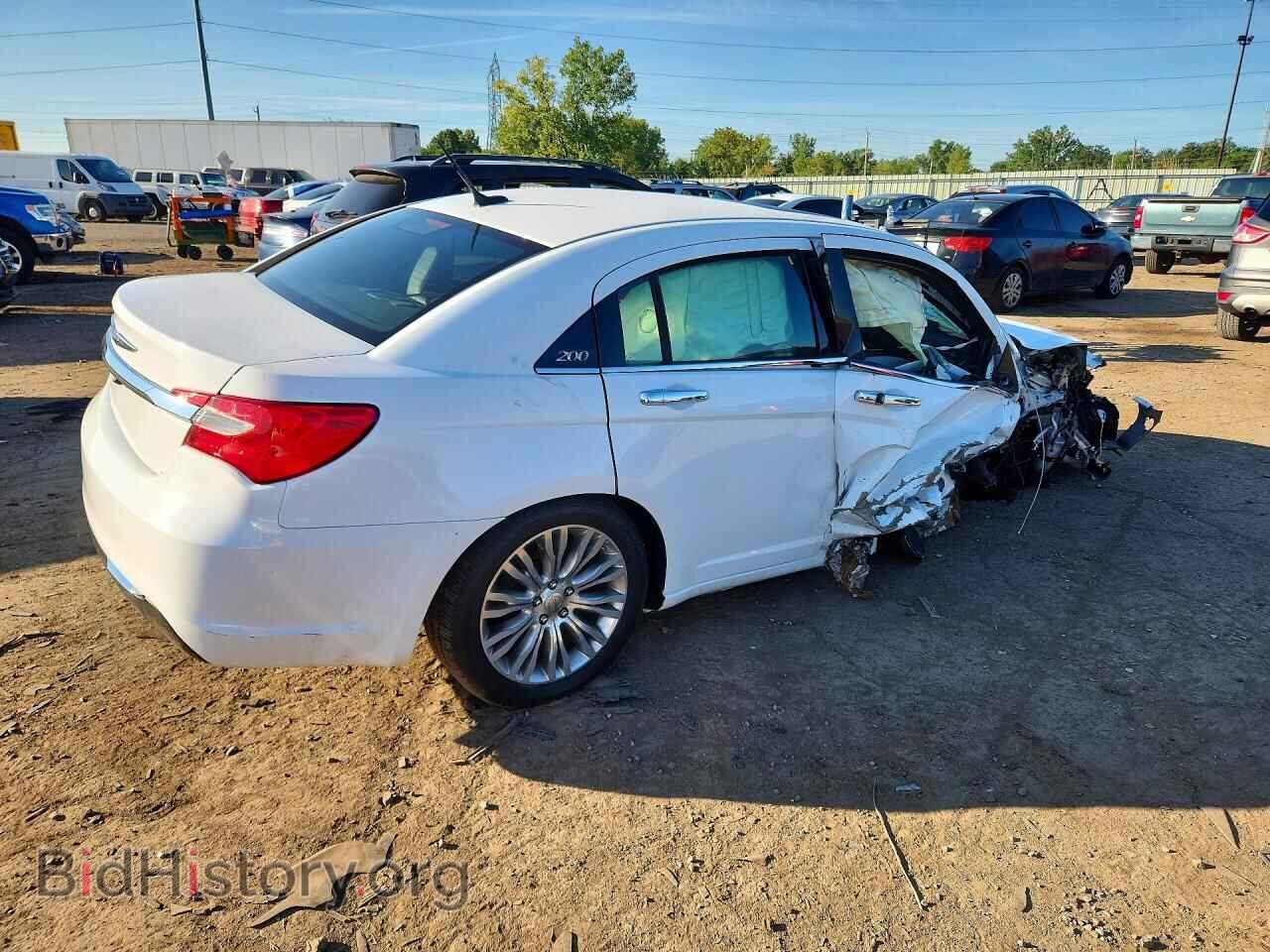 2012 CHRYSLER 200 - VIN: 1C3CCBCG0CN327079 - Photo 3
