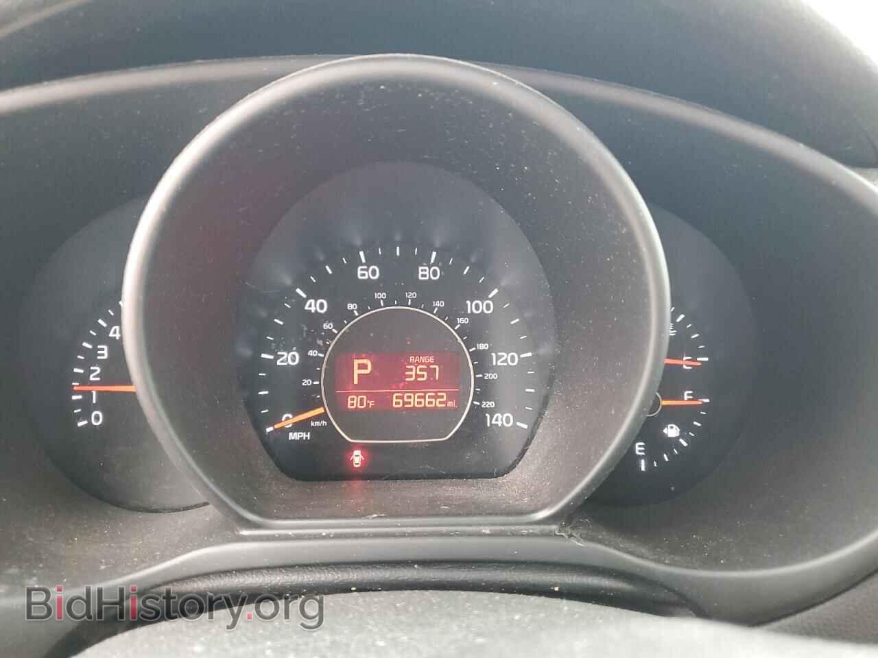 2014 KIA SOUL - VIN: KNDJN2A24E7734110 - Фото 9