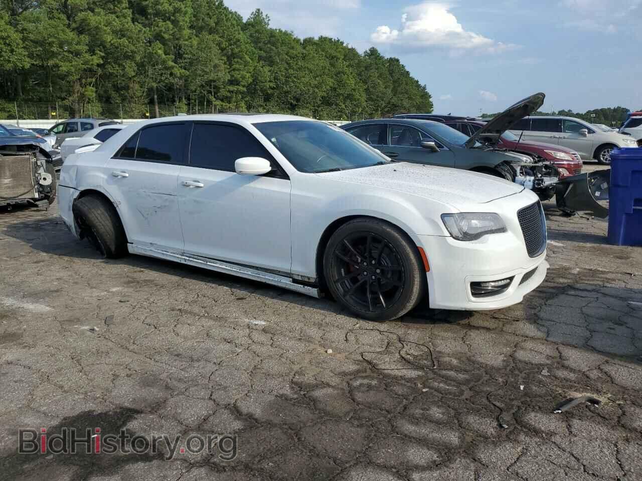 2019 CHRYSLER 300 - VIN: 2C3CCABT2KH580436 - Фото 4