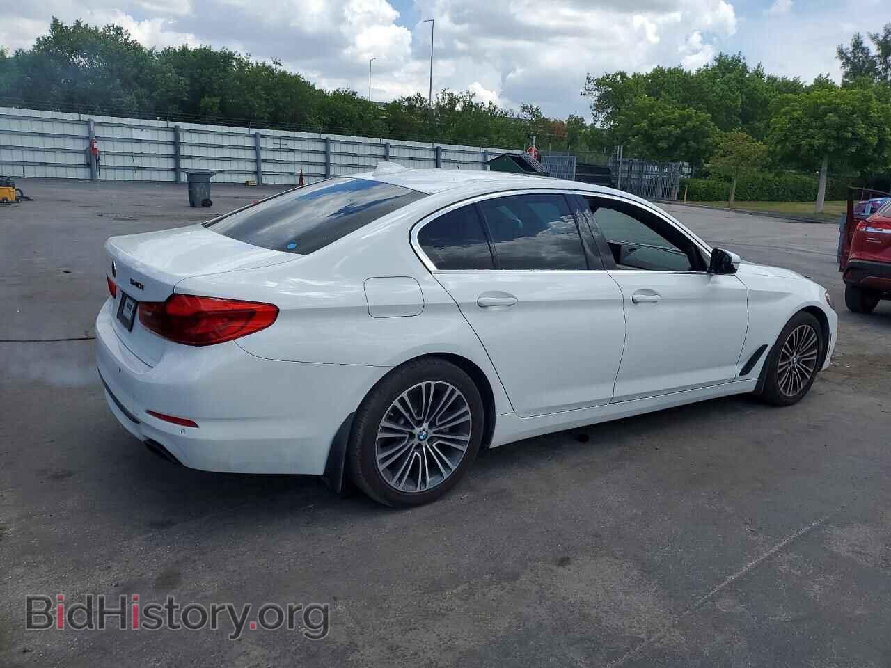 2019 BMW 5 SERIES - VIN: WBAJE5C59KWW11734 - Фото 3
