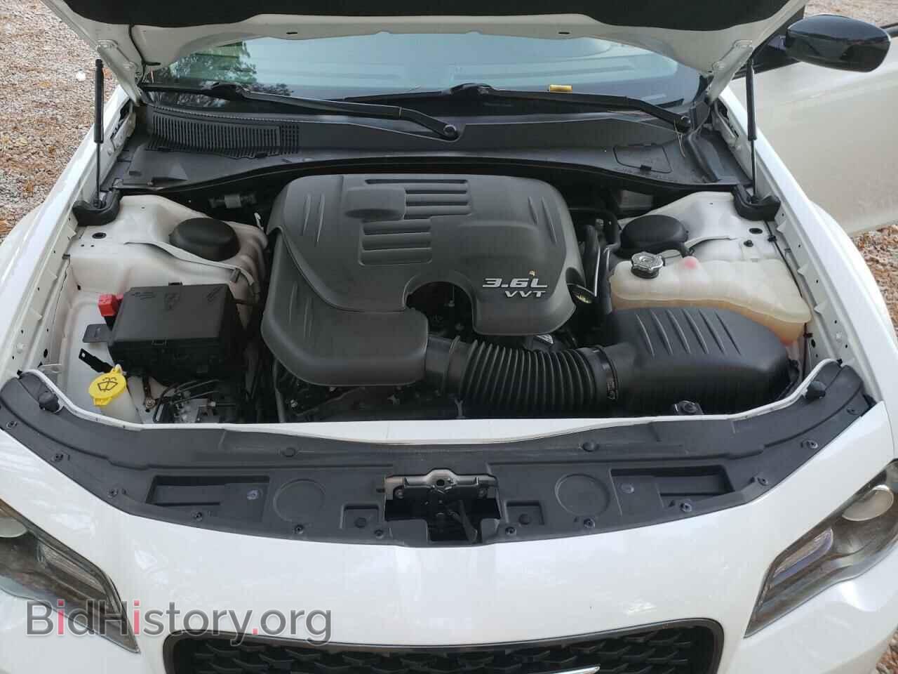 2019 CHRYSLER 300 - VIN: 2C3CCAAG6KH715678 - Фото 7