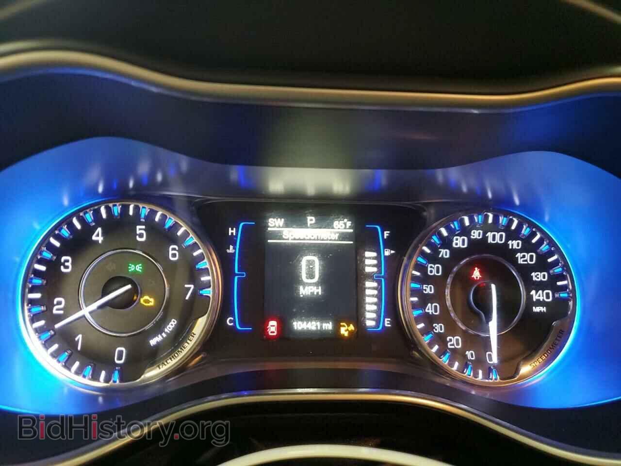 2016 CHRYSLER 200 - VIN: 1C3CCCABXGN127331 - Фото 9