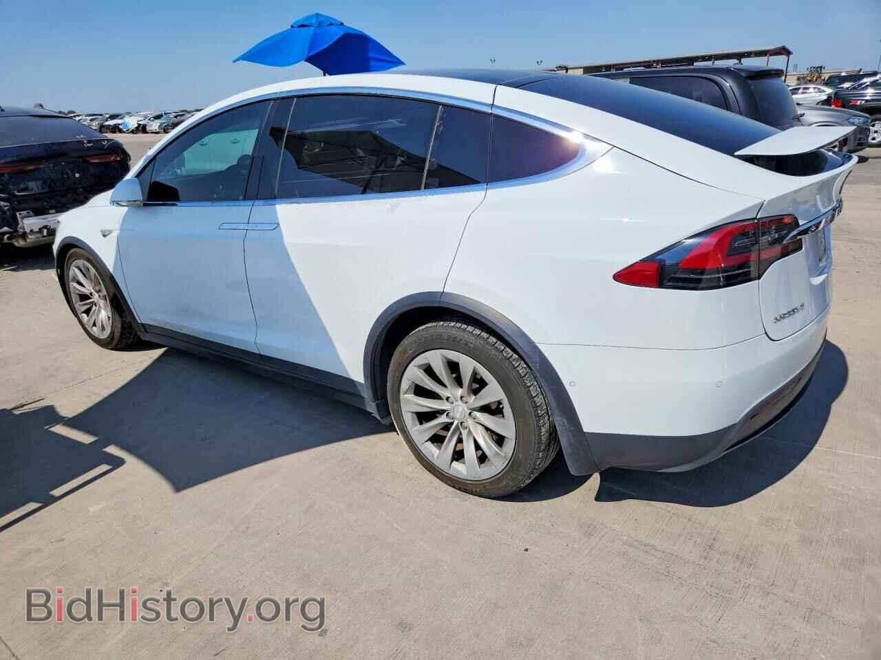 2016 TESLA MODEL X - VIN: 5YJXCAE22GF017044 - Фото 2