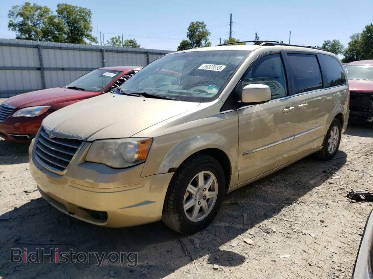 Photo 2A4RR8DX2AR427653 - CHRYSLER MINIVAN 2010