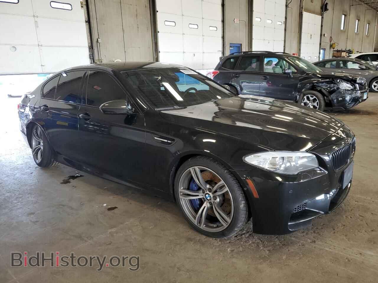 2013 BMW M5 - VIN: WBSFV9C56DD095582 - Фото 4