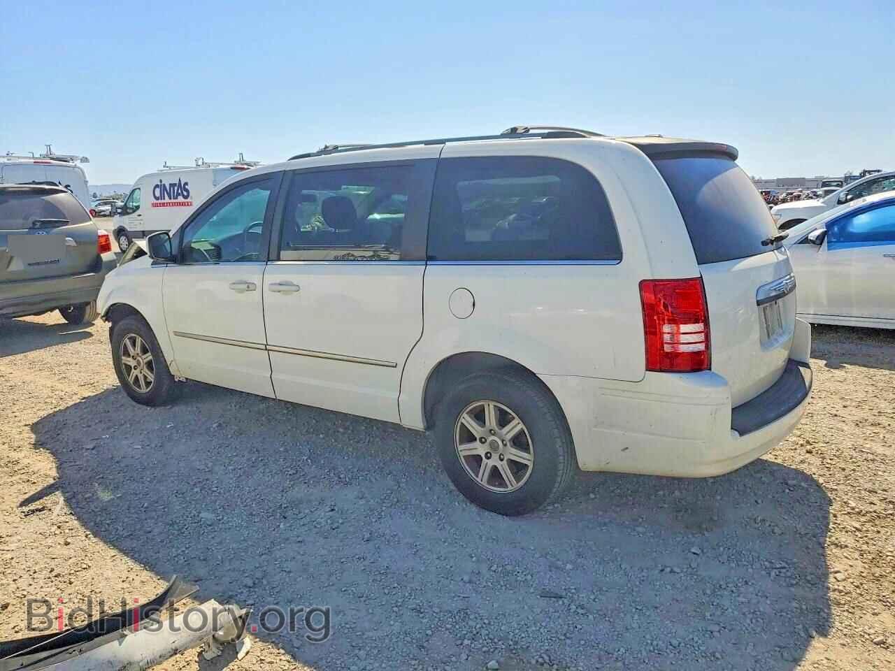 2010 CHRYSLER MINIVAN - VIN: 2A4RR5D19AR143057 - Photo 2