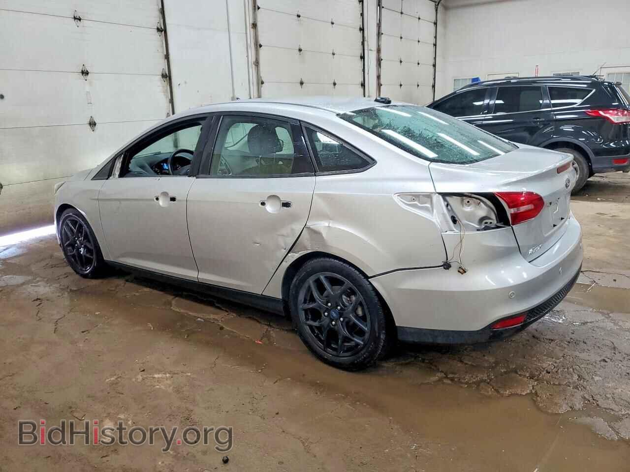 2016 FORD FOCUS - VIN: 1FADP3F27GL238854 - Photo 2