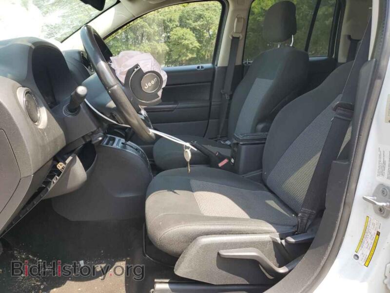 2013 Jeep COMPASS (VIN 1C4NJDEB7DD209142) — фото 7 из 12