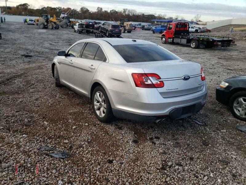 2011 Ford TAURUS (VIN 1FAHP2EW1BG187126) — фото 3 из 10