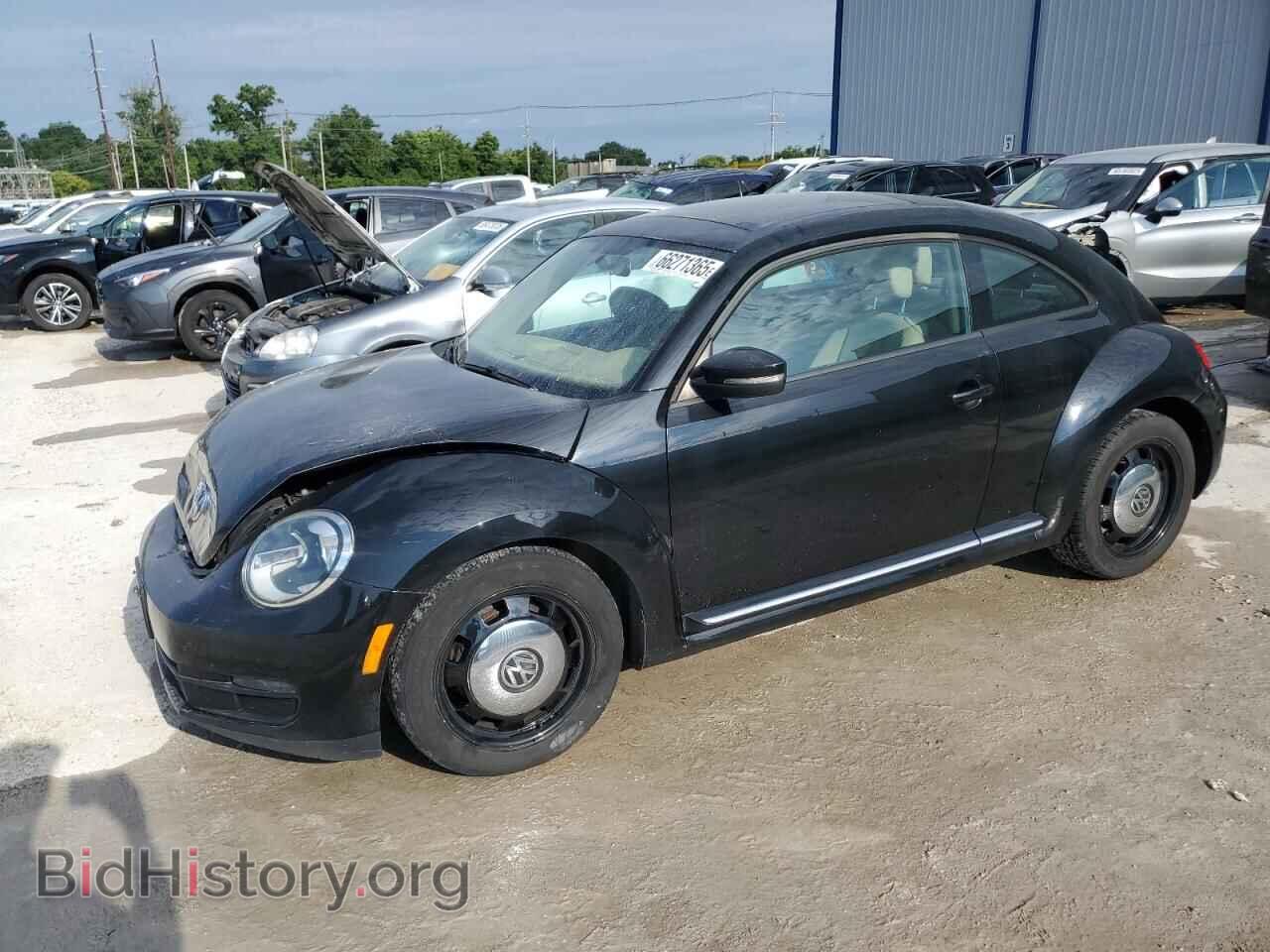 Фотография 3VWJP7AT3DM664715 - VOLKSWAGEN BEETLE 2013