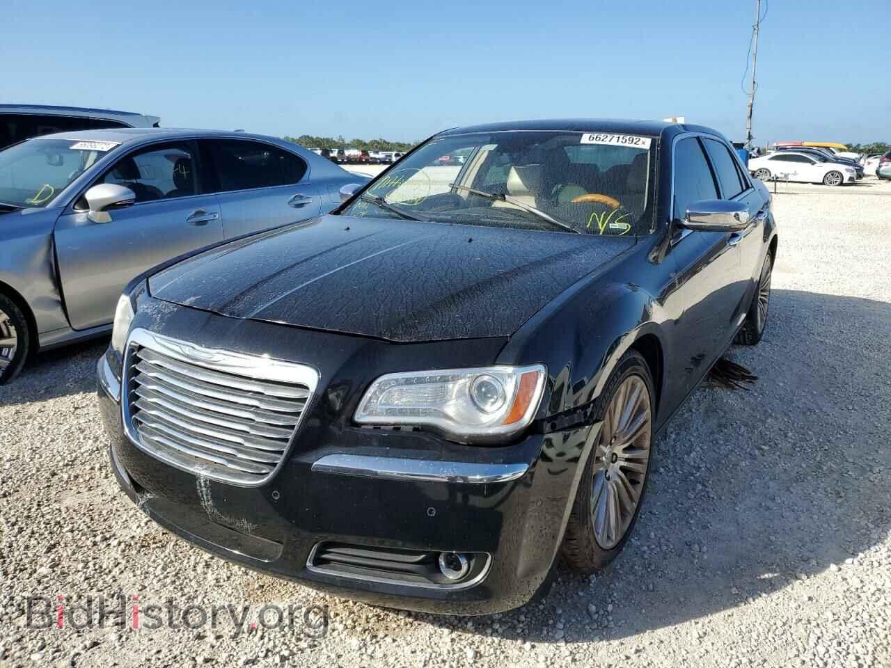2013 CHRYSLER 300 - VIN: 2C3CCAEG0DH557920 - Фото 2