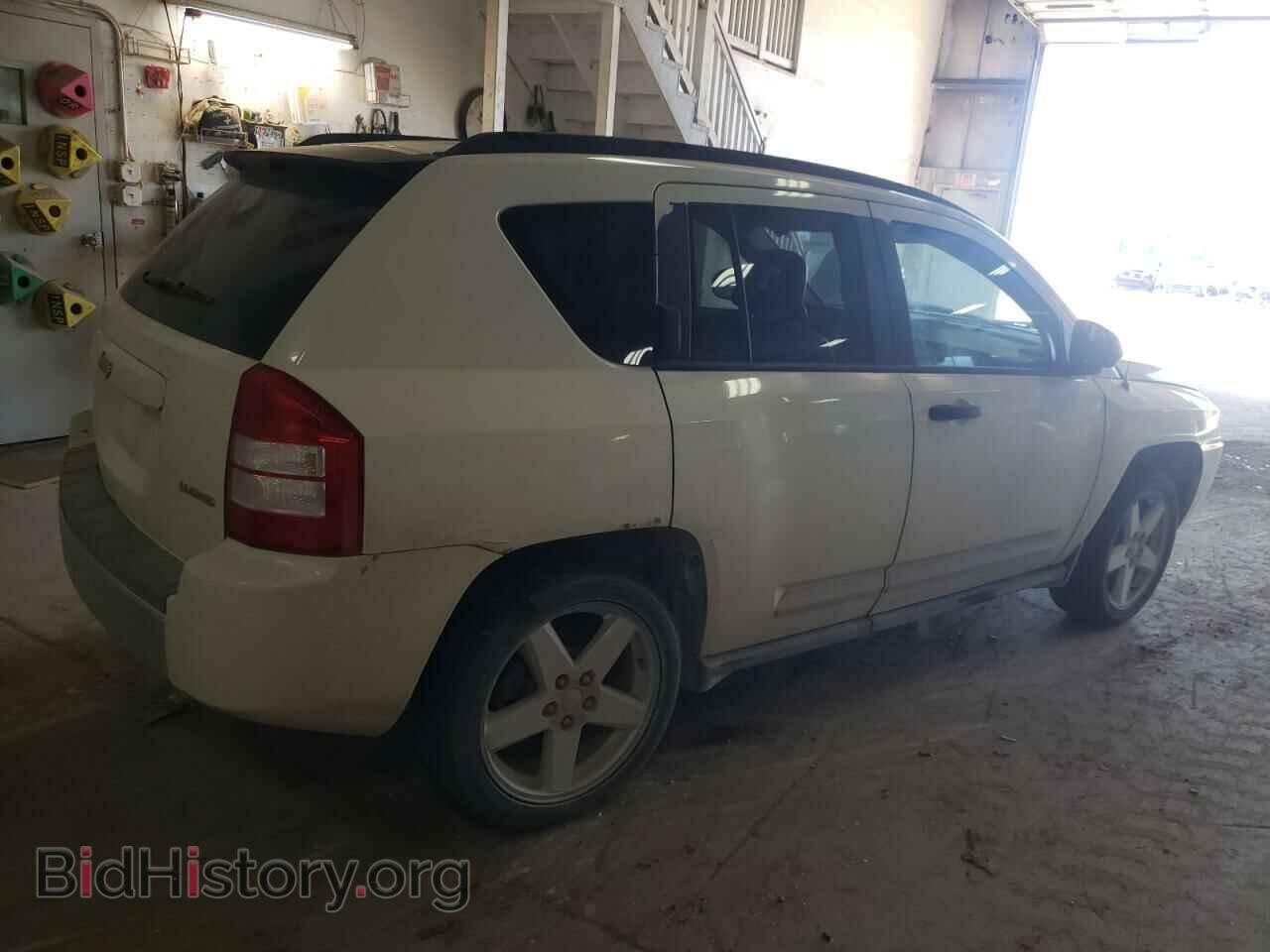 2007 JEEP COMPASS - VIN: 1J8FT57W17D222910 - Фото 3