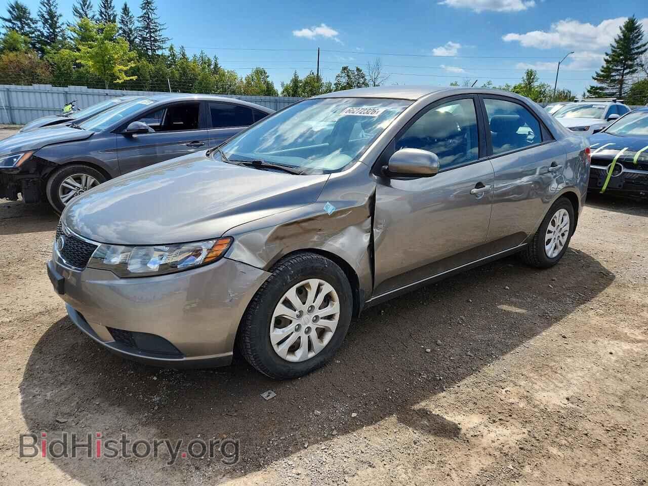 Фотография KNAFT4A23B5320117 - KIA FORTE 2011