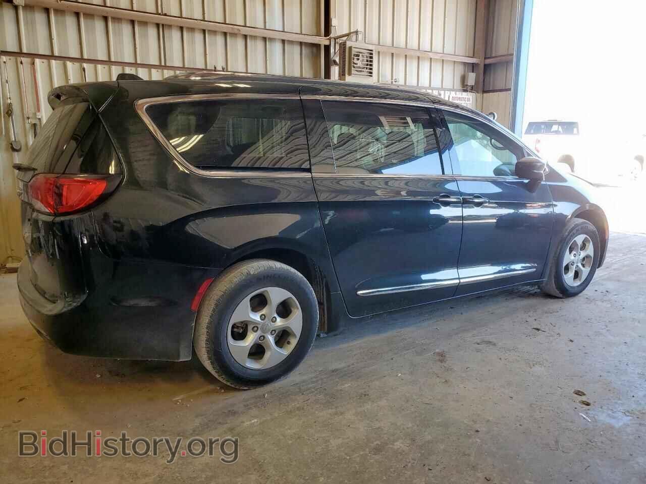2017 CHRYSLER PACIFICA - VIN: 2C4RC1EG5HR678058 - Photo 3