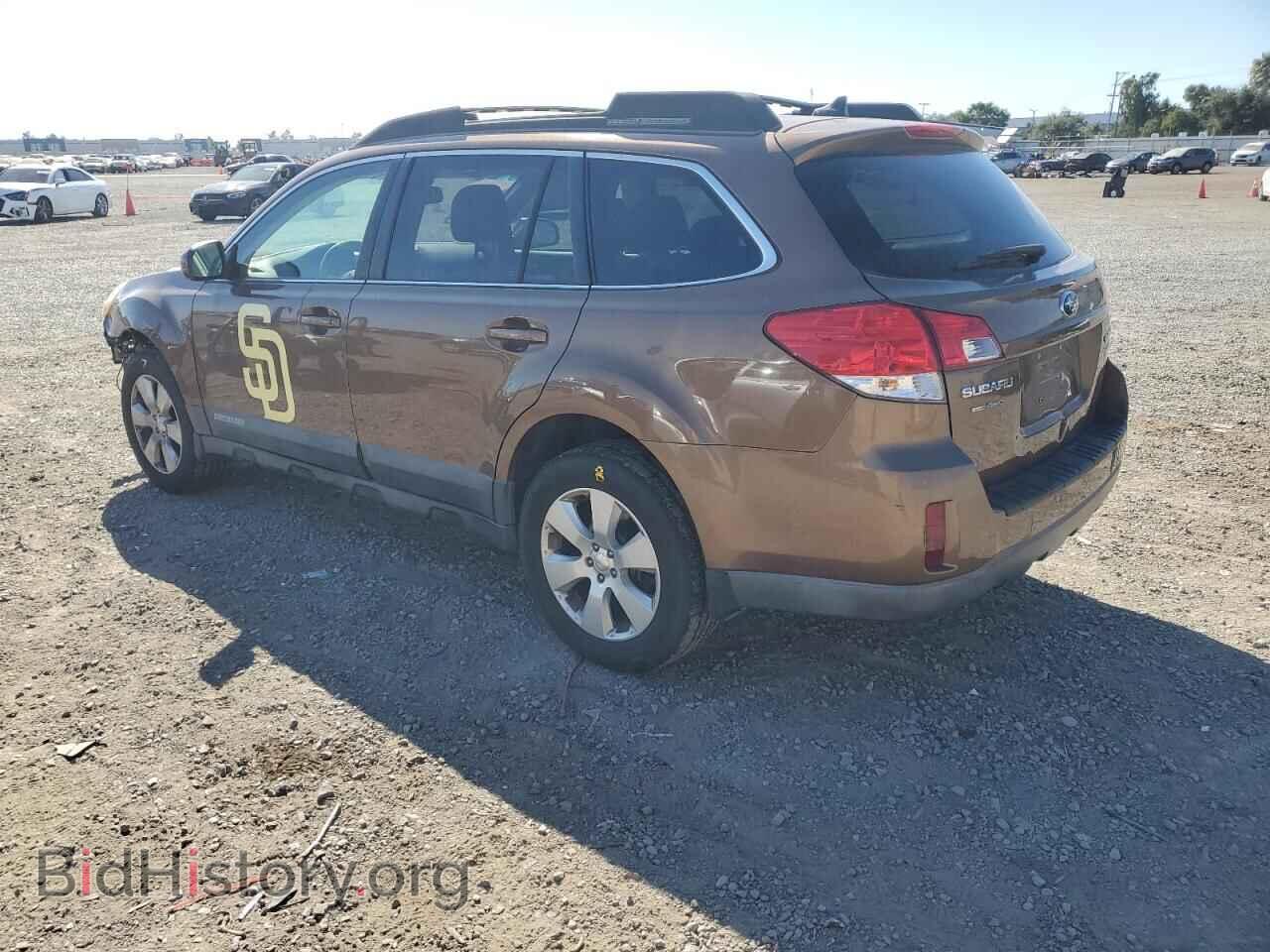 2011 SUBARU OUTBACK - VIN: 4S4BRBFC8B3357922 - Фото 2