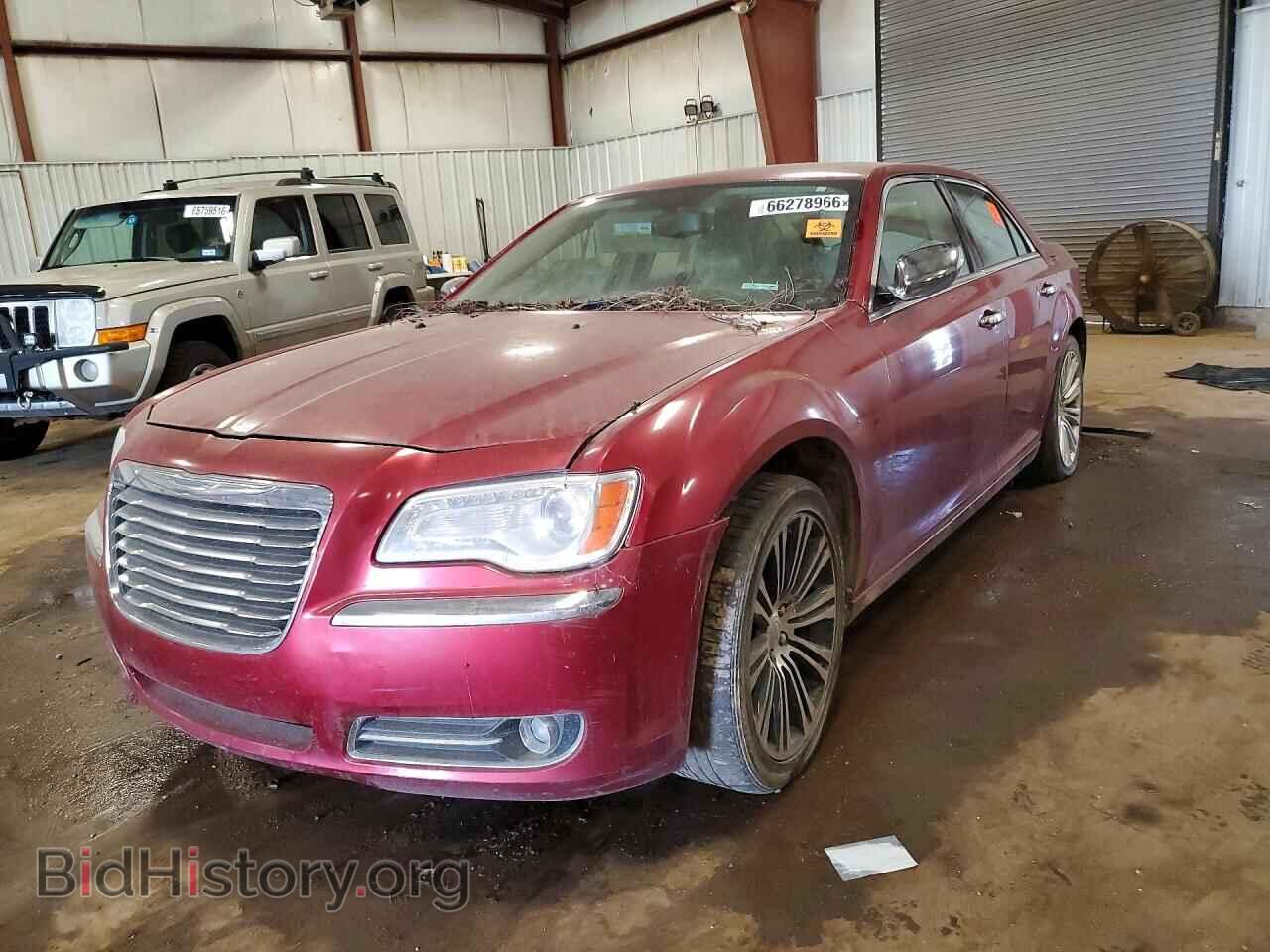 Photo 2C3CA5CGXBH530107 - CHRYSLER 300 2011