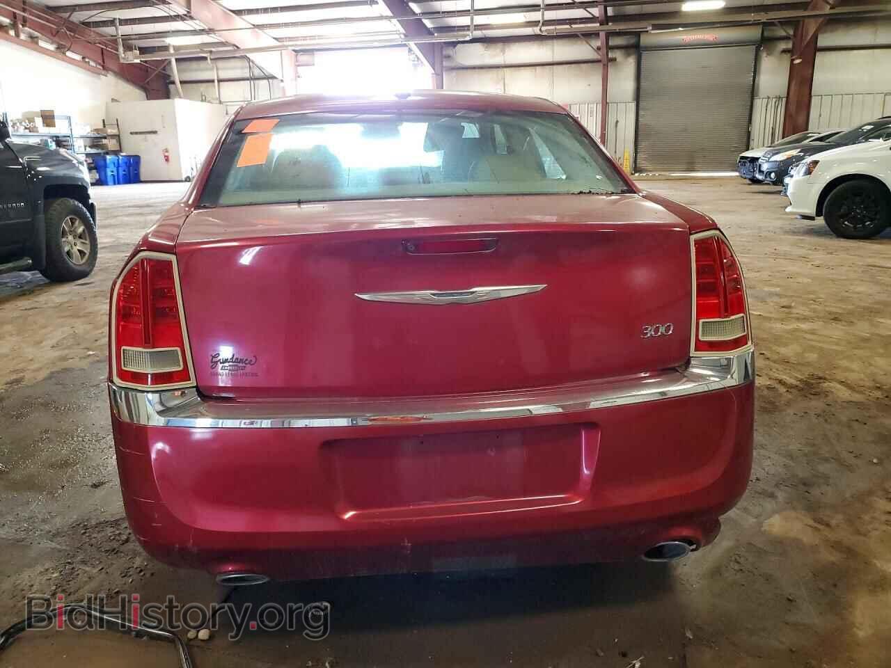 2011 CHRYSLER 300 - VIN: 2C3CA5CGXBH530107 - Фото 6