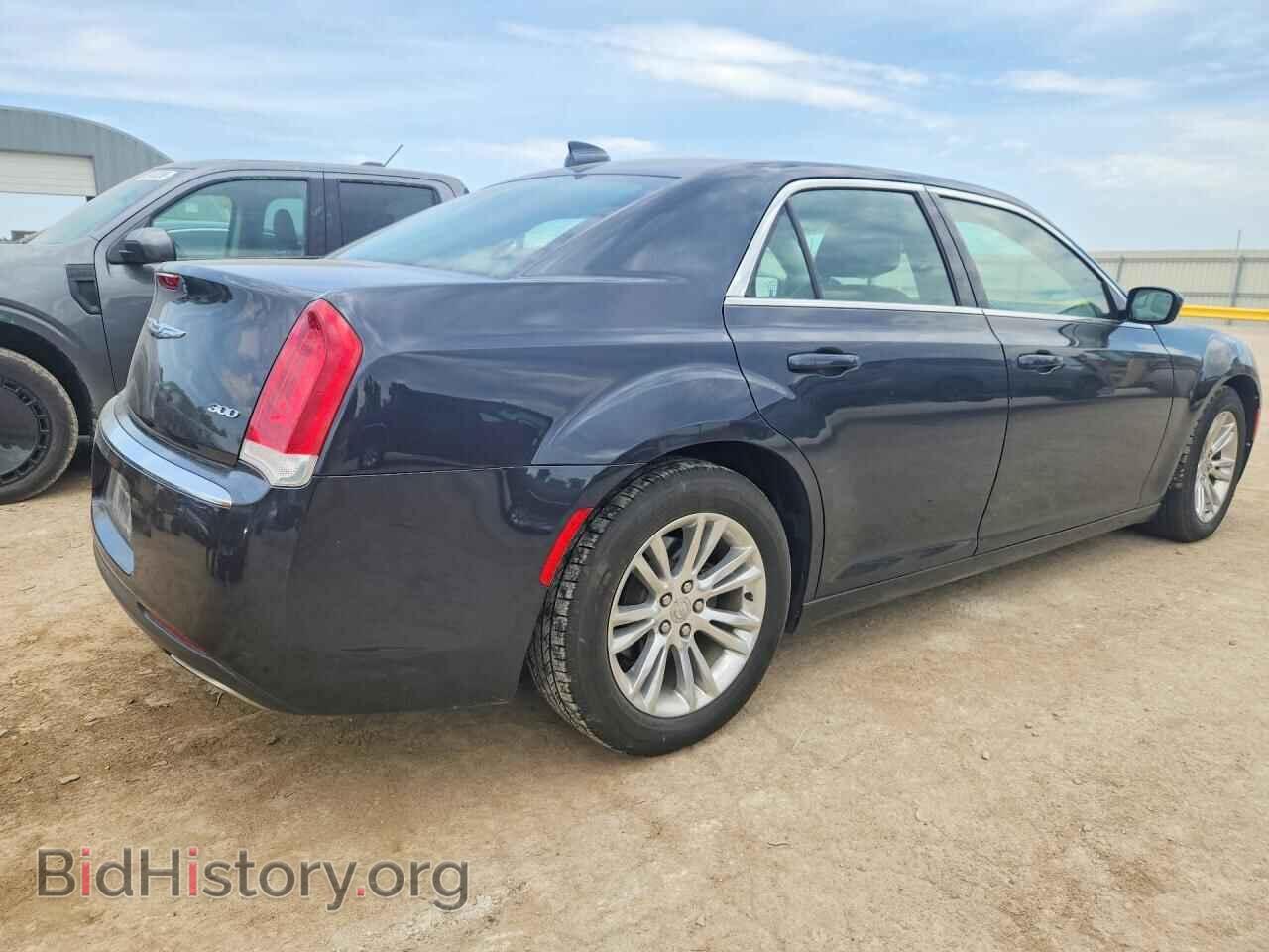 2017 CHRYSLER 300 - VIN: 2C3CCAAG2HH608300 - Photo 3