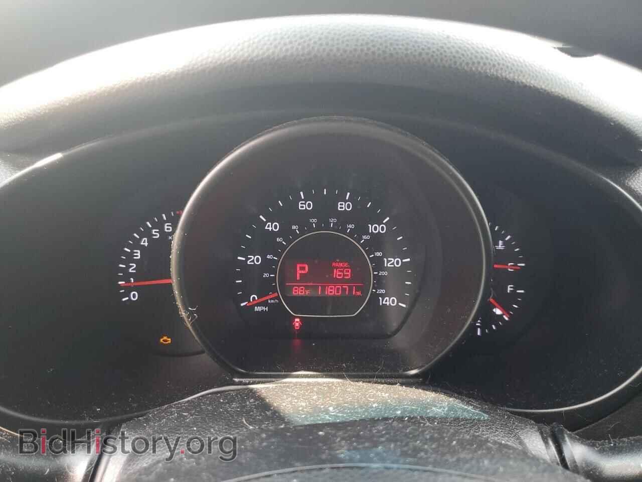 2017 KIA SOUL - VIN: KNDJN2A26H7460204 - Фото 9