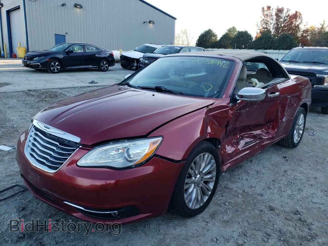 2013 CHRYSLER 200 - VIN: 1C3BCBFG8DN711331 - Фото 2