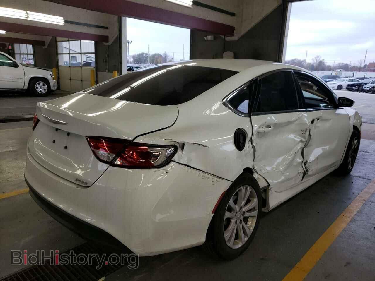 2016 CHRYSLER 200 - VIN: 1C3CCCFB7GN194154 - Photo 4