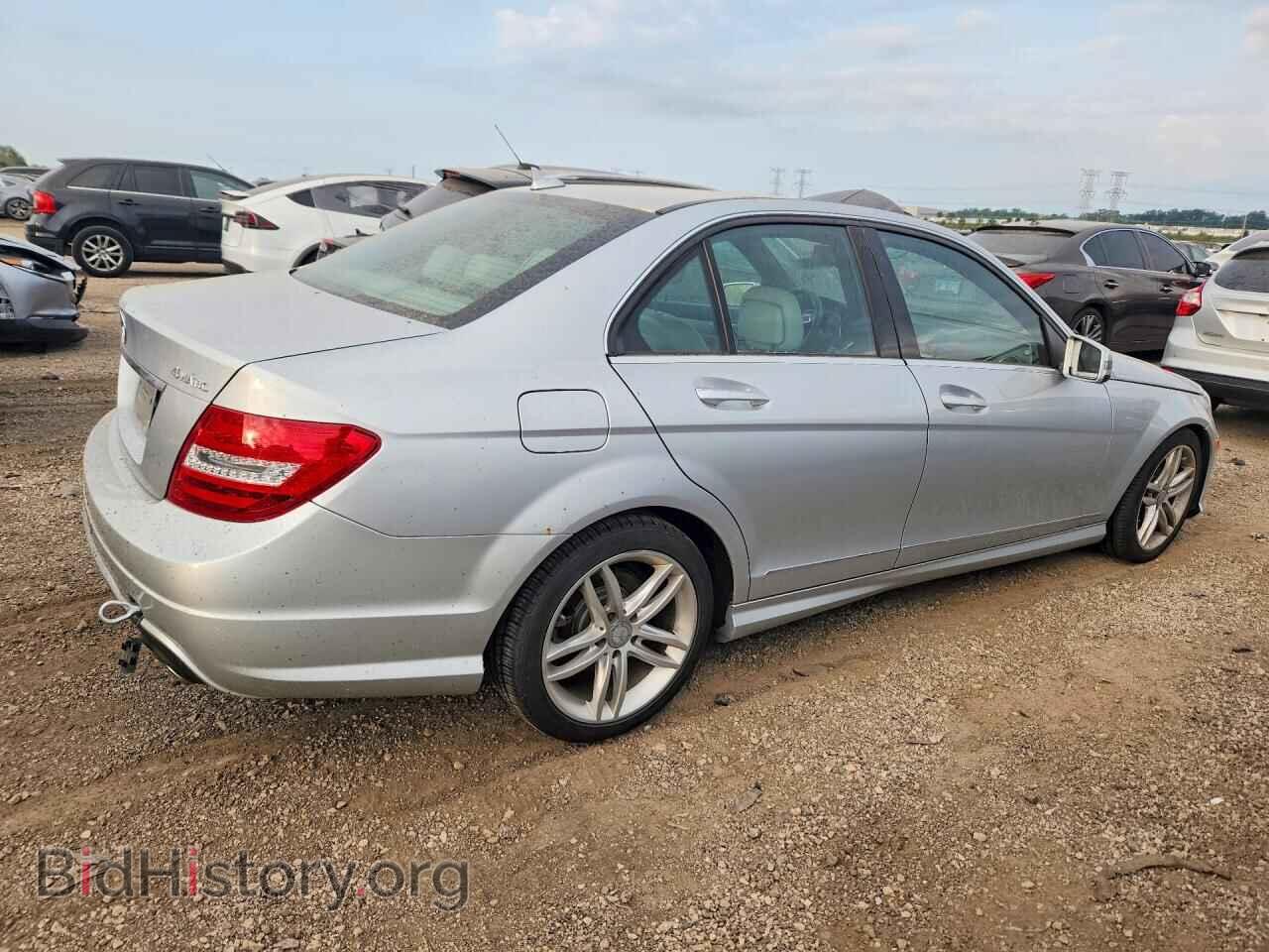 2012 MERCEDES-BENZ C-CLASS - VIN: WDDGF8BB1CR240514 - Фото 3