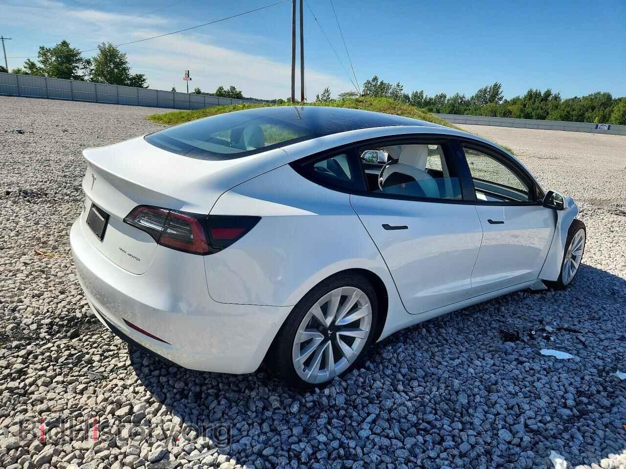 2022 TESLA MODEL 3 - VIN: 5YJ3E1EB1NF180922 - Photo 3