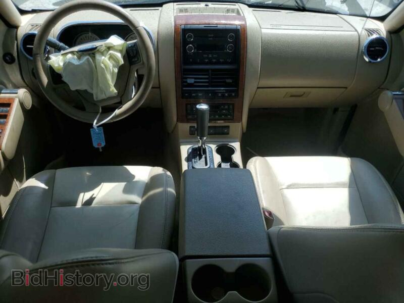 2010 Ford EXPLORER (VIN 1FMEU7EEXAUA72725) — photo 8 of 13