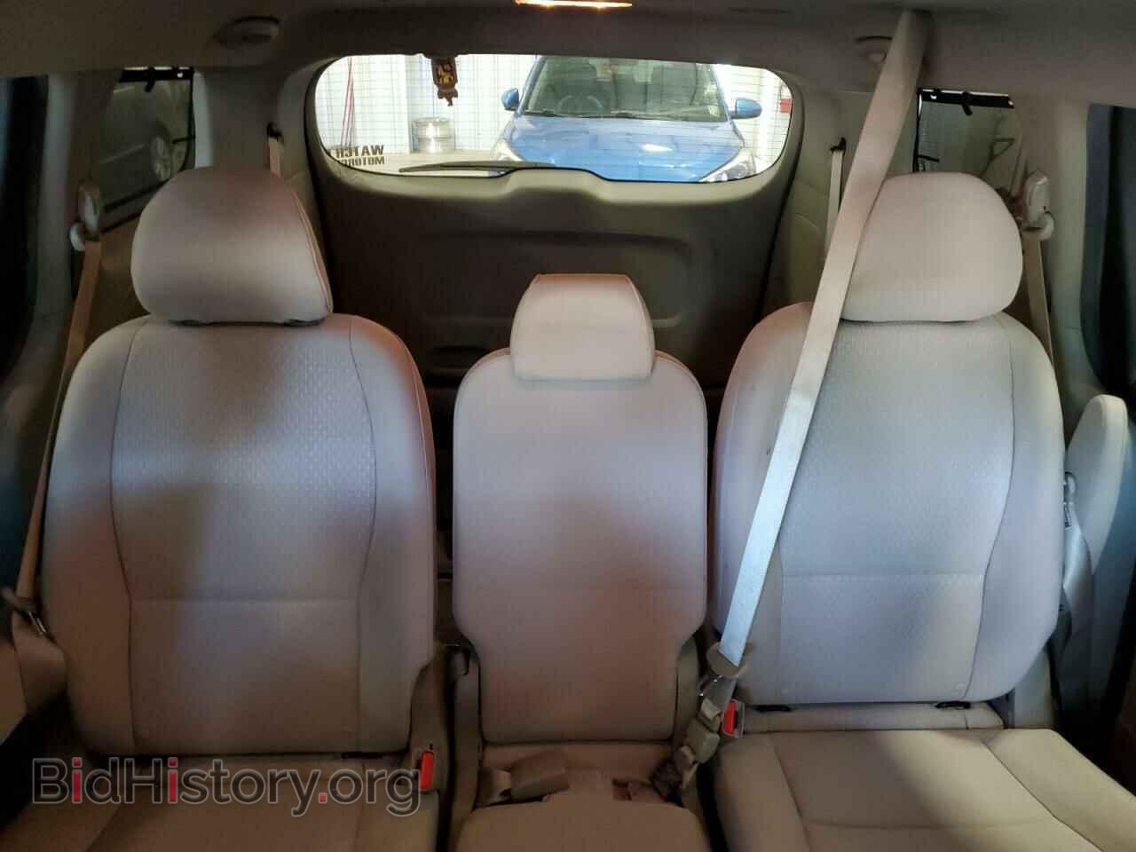 2016 KIA All Models - VIN: KNDMB5C17G6204282 - Фото 10