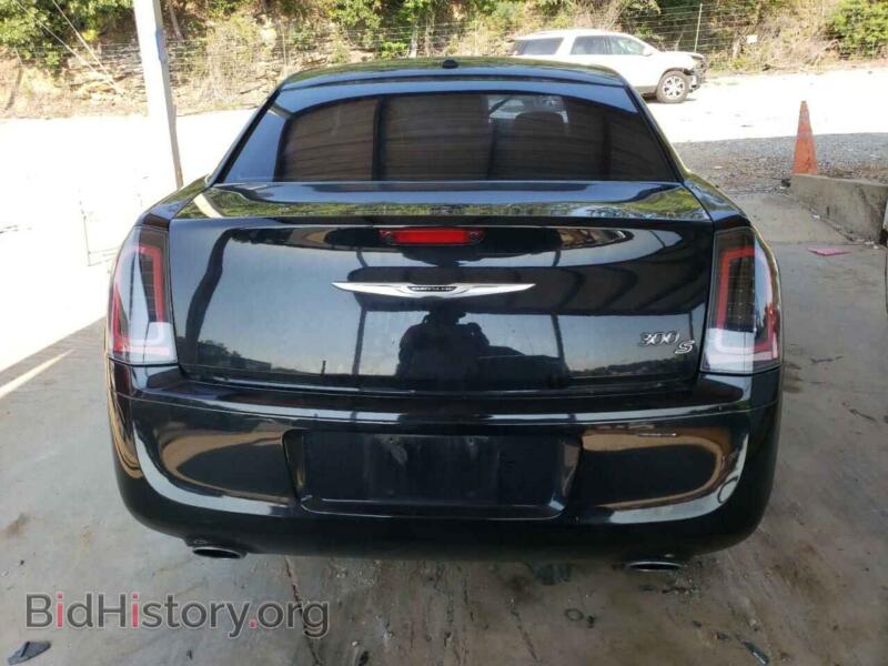 2013 Chrysler 300 (VIN 2C3CCABG3DH547306) — photo 6 of 12