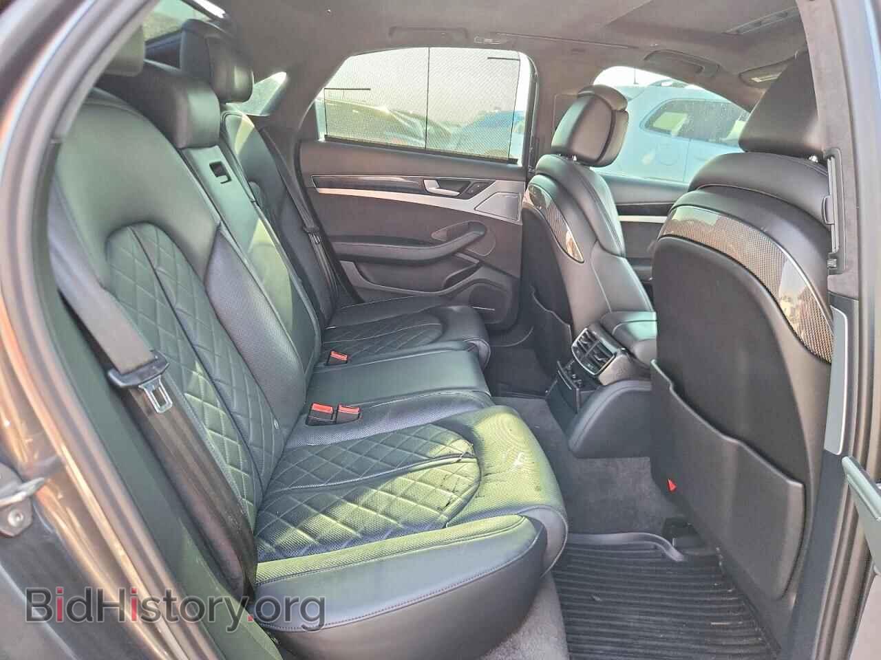 2016 AUDI S8 - VIN: WAUJSAFD9GN006808 - Photo 10