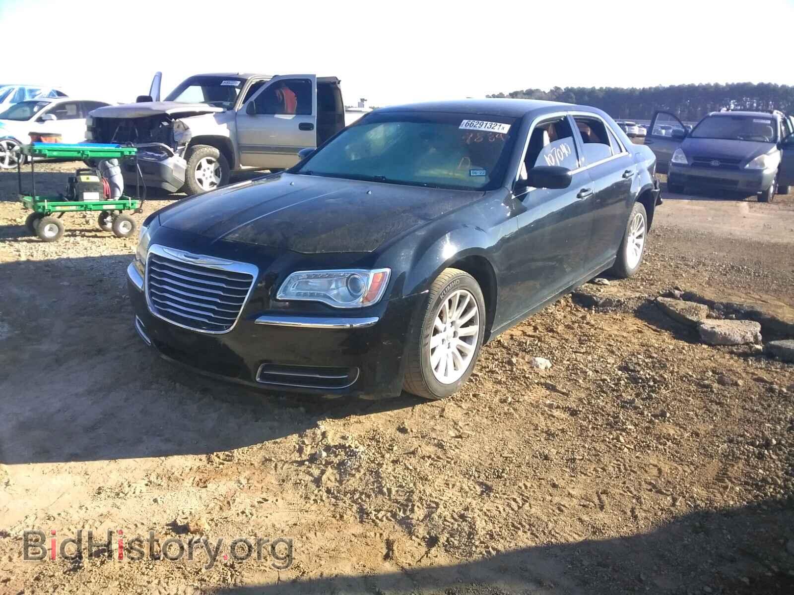 2014 CHRYSLER 300 - VIN: 2C3CCAAG3EH264889 - Фото 2
