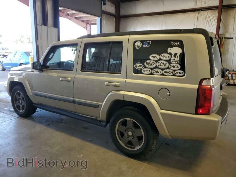 2008 Jeep COMMANDER (VIN 1J8HG48KX8C203864) — photo 2 of 12