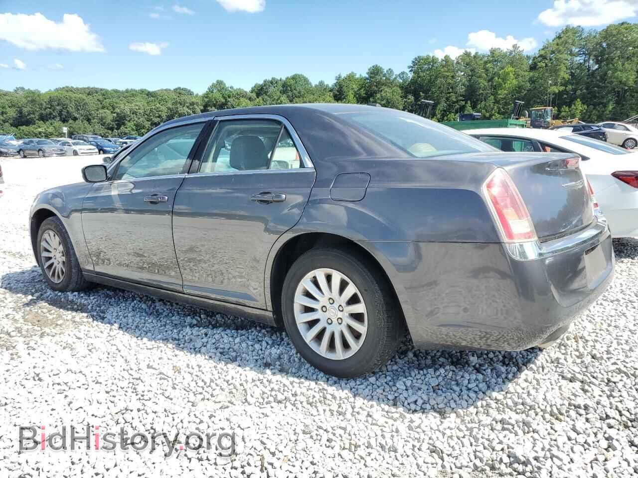 2013 CHRYSLER 300 - VIN: 2C3CCAAG3DH743070 - Фото 2