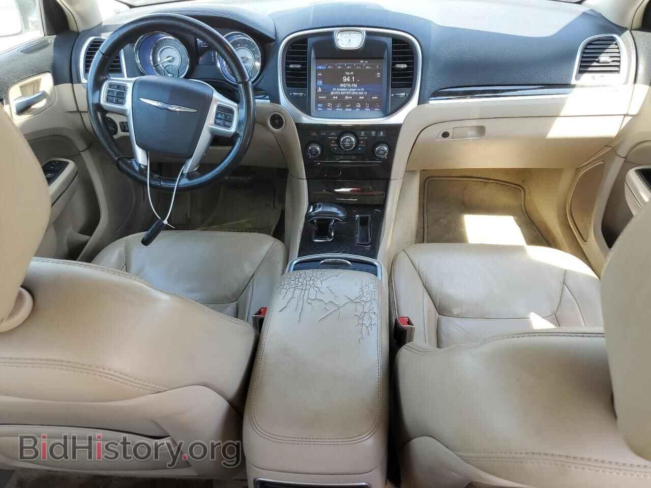 2013 CHRYSLER 300 - VIN: 2C3CCAAG3DH743070 - Фото 8