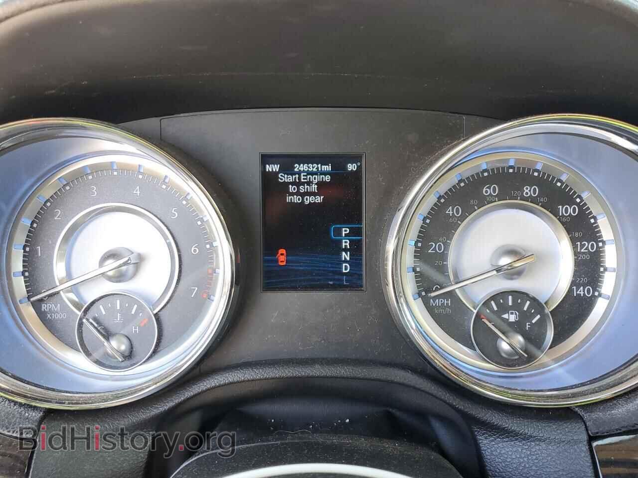 2013 CHRYSLER 300 - VIN: 2C3CCAAG3DH743070 - Фото 9