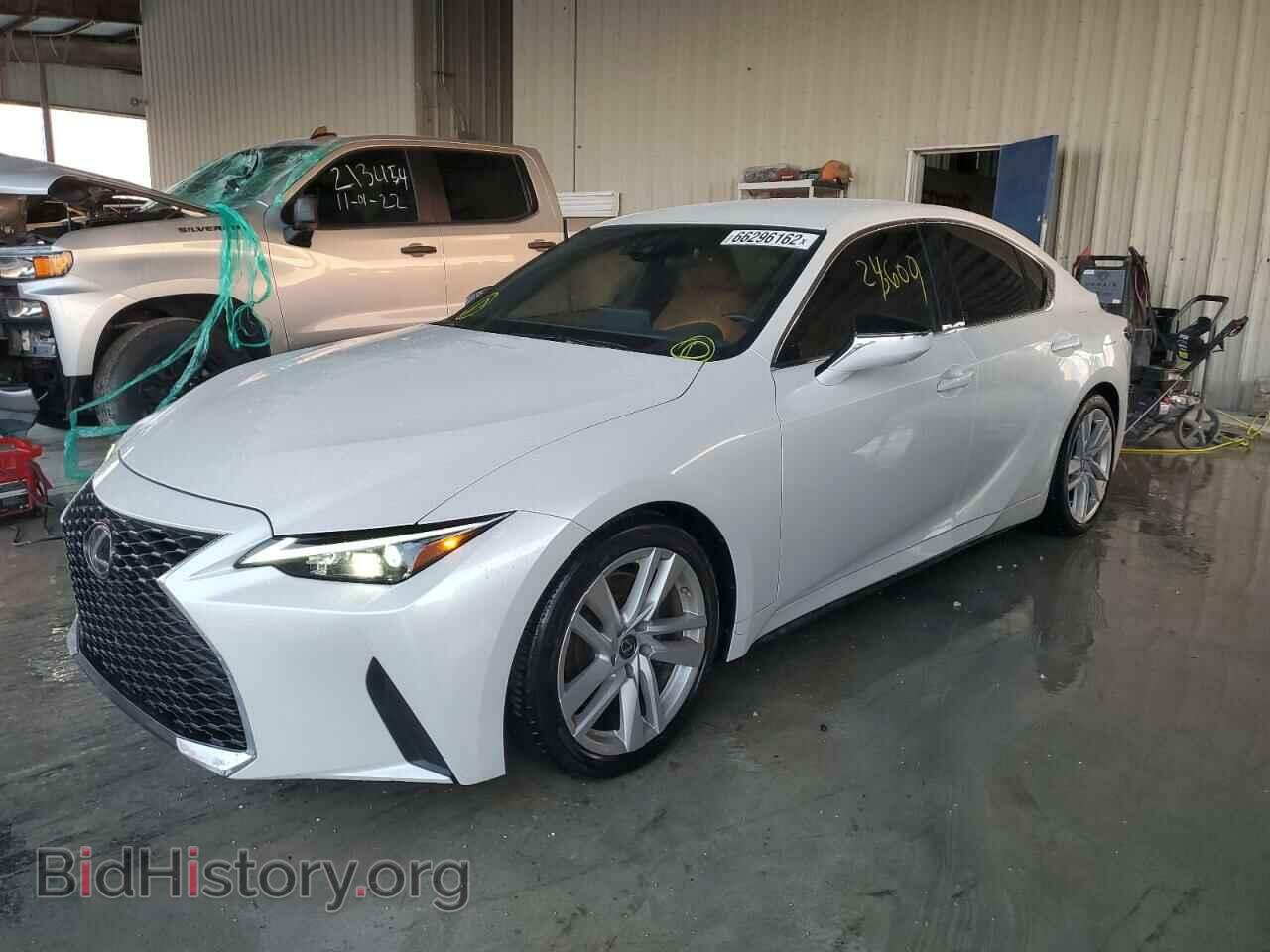 2021 LEXUS IS - VIN: JTHAA1D24M5114111 - Photo 2