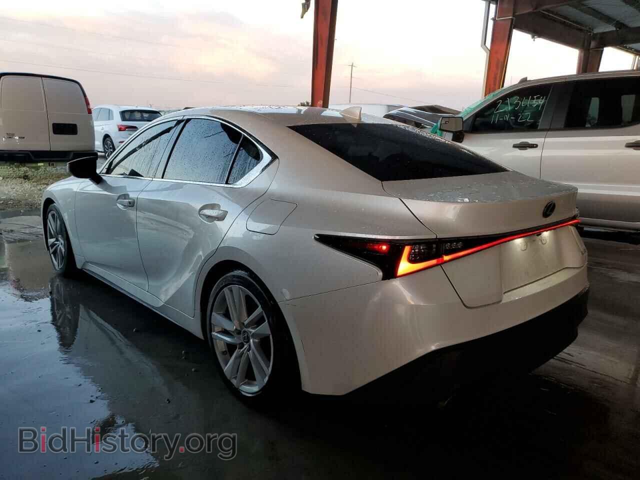 2021 LEXUS IS - VIN: JTHAA1D24M5114111 - Photo 3