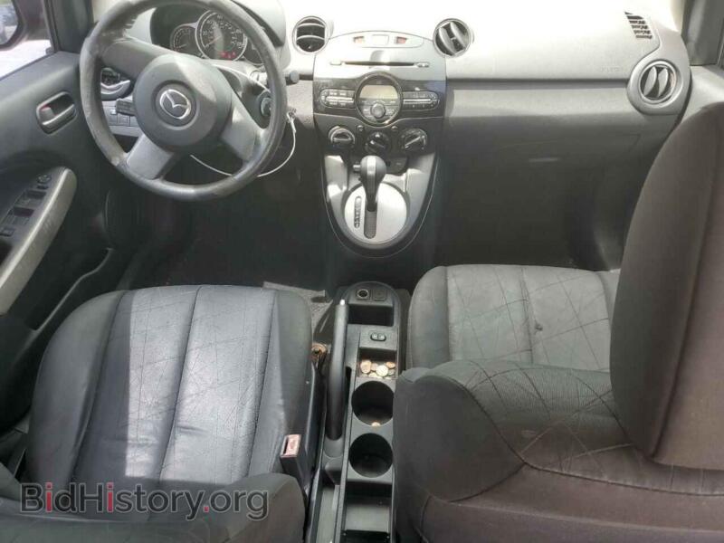 2011 Mazda 2 (VIN JM1DE1HY4B0110569) — photo 8 of 12