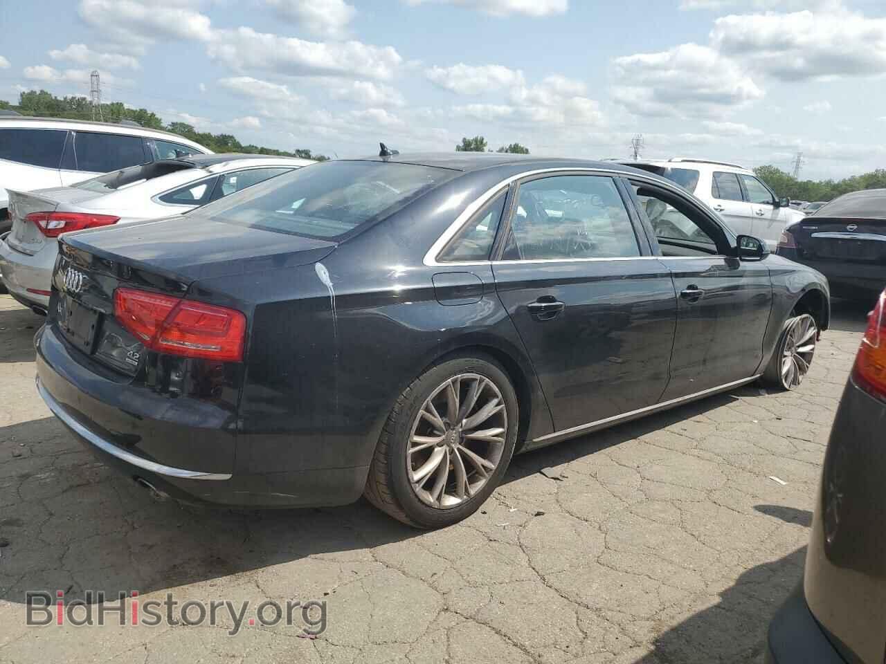 2011 AUDI A8 - VIN: WAURVAFD9BN005595 - Фото 3