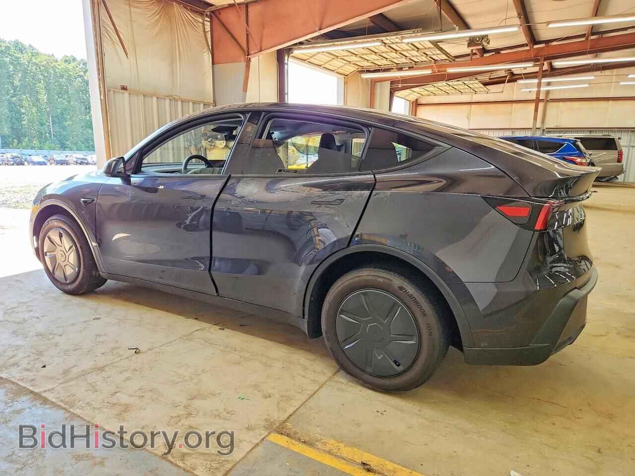 2026 TESLA MODEL Y - VIN: 7SAYGDED2TA600462 - Photo 2