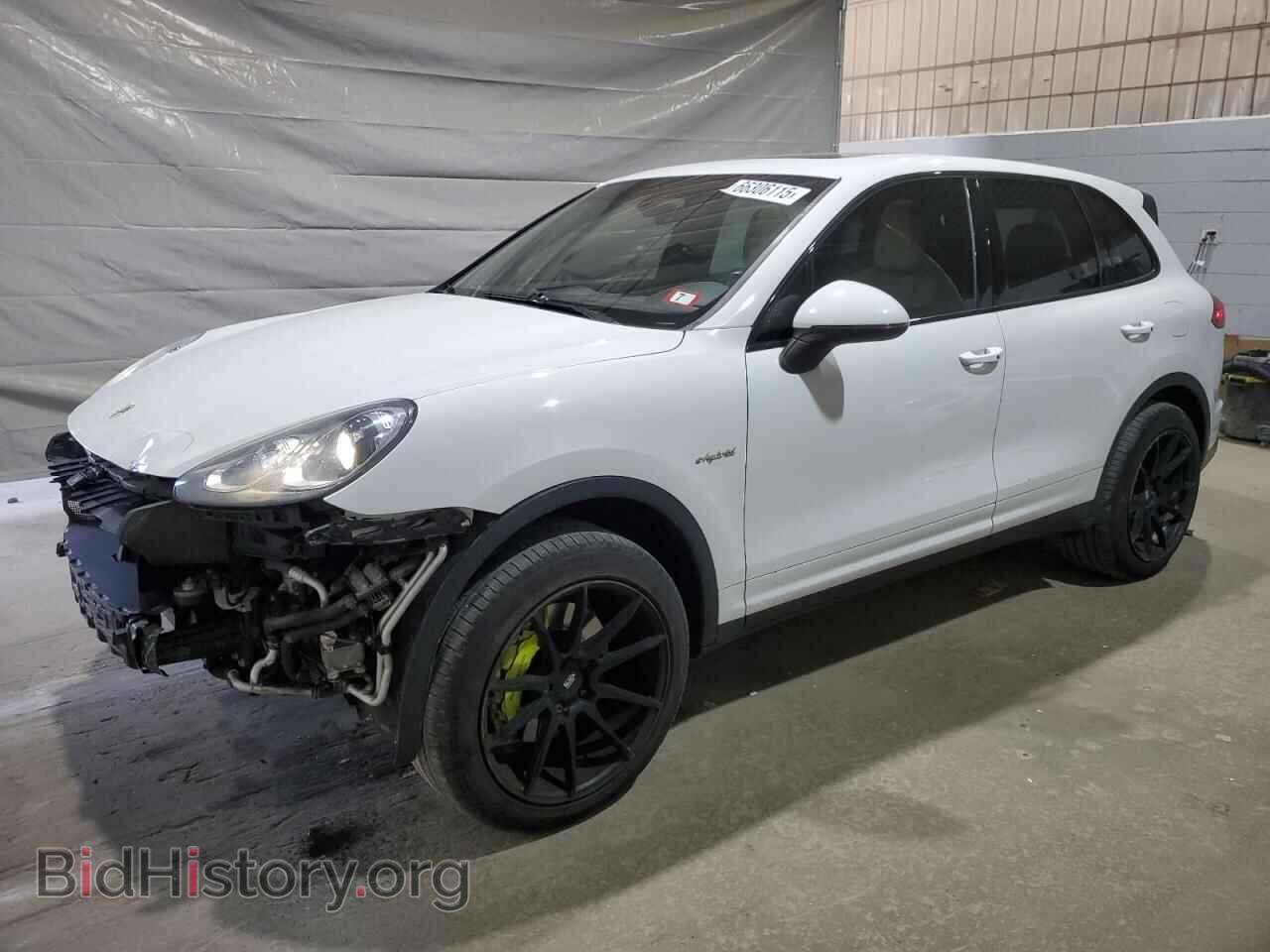 Photo WP1AE2A24FLA53579 - PORSCHE CAYENNE 2015