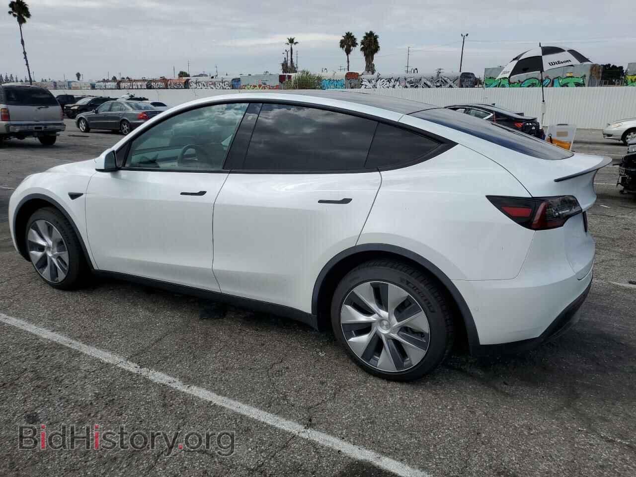 2020 TESLA MODEL Y - VIN: 5YJYGDEF2LF001997 - Фото 2