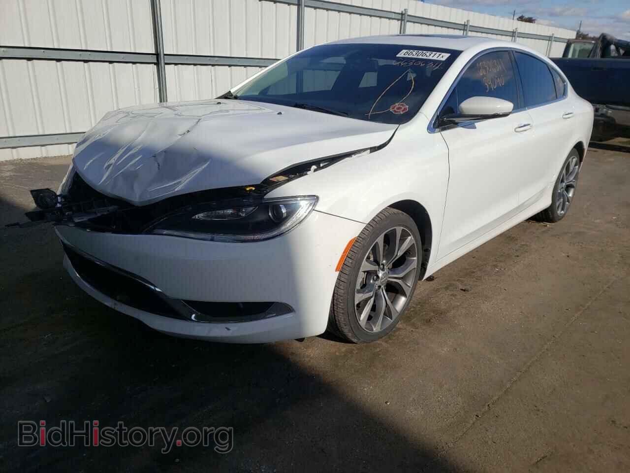 2016 CHRYSLER 200 - VIN: 1C3CCCCG2GN185233 - Фото 2